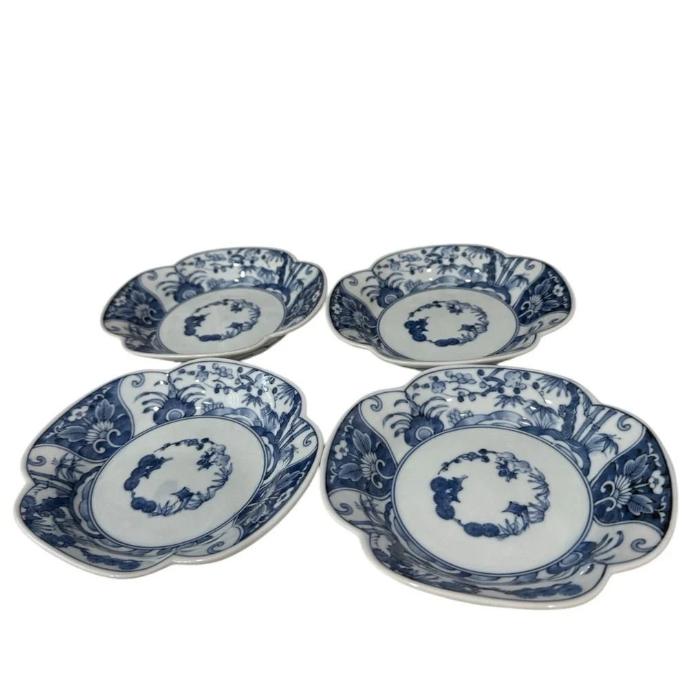 Andrea by Sadek Chinoiserie Clover Leaf Blue and White Asian Serving Bowl VTG